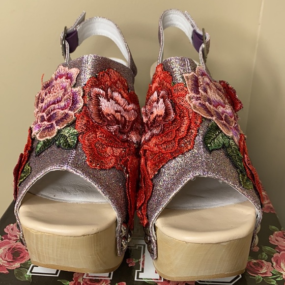 Jeffrey Campbell Cadbury Glitter Red Floral Sandal - Picture 7 of 11